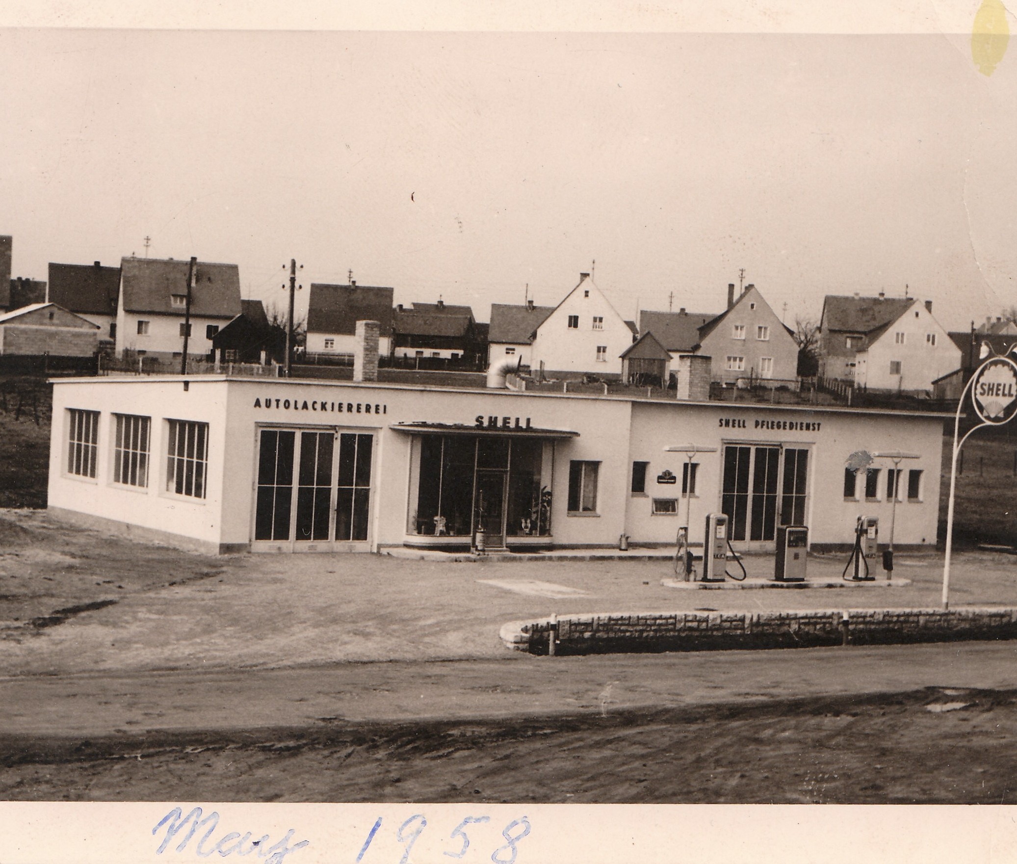 1958 Tankstelle